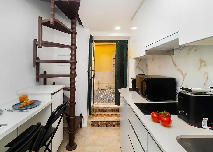 Whome Quiet Retreat Just Minutes From The Buzz Lisboa