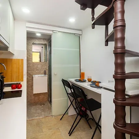Apartment Whome Quiet Retreat Just Minutes From The Buzz *